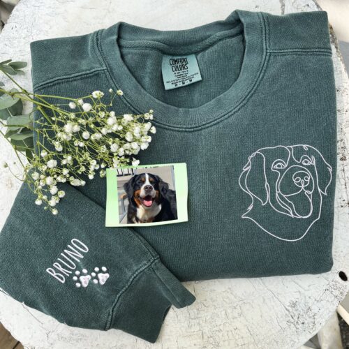 Pet Embroidered Sweatshirt - Personalized One-Line Pet Face Dog Mama Gift image 0