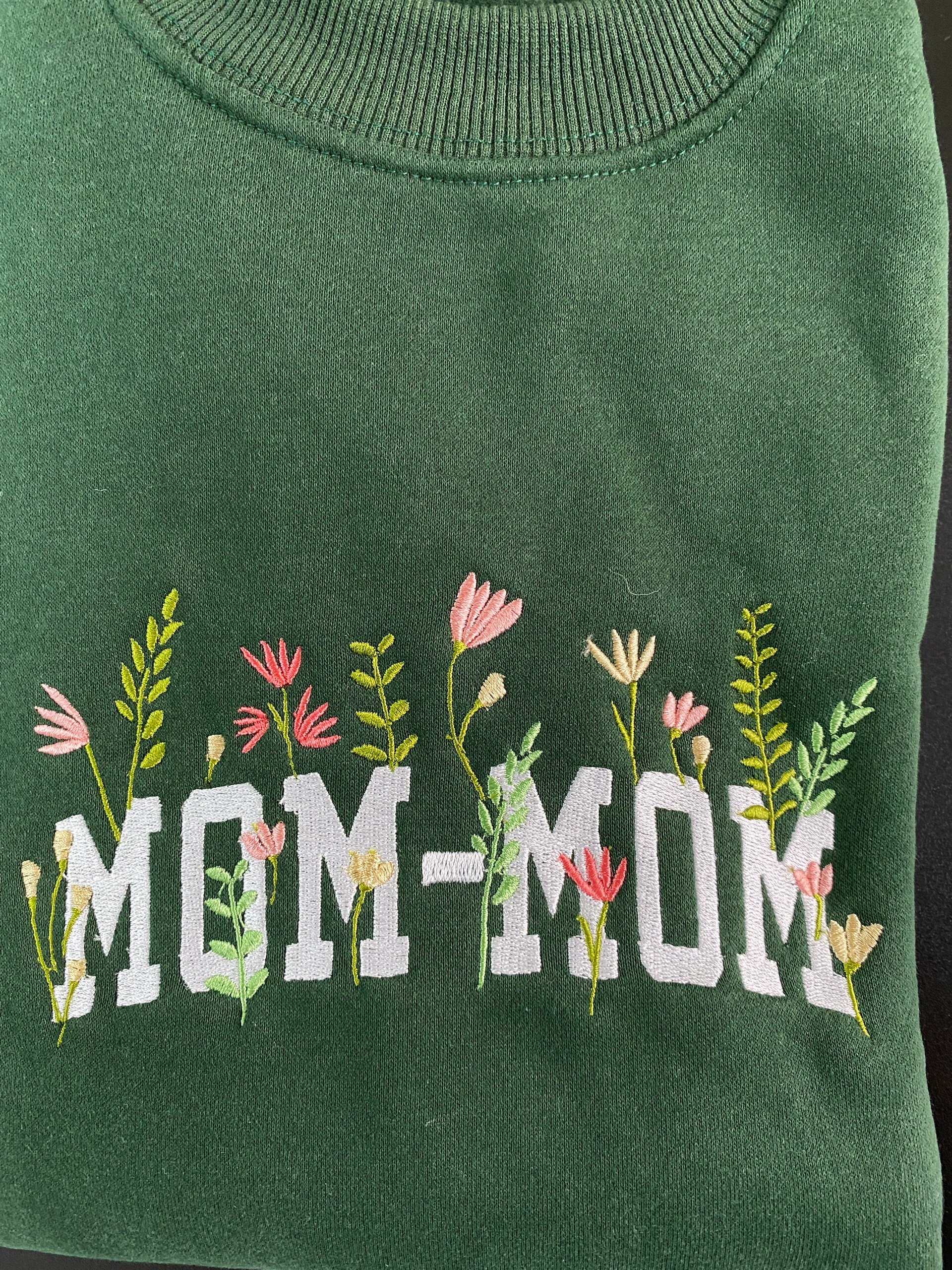 Custom Embroidered World Best Grandma Wildflower Sweatshirt Grandmother Grandkids Floral Embroidery Shirt Personalized Gift Name On Sleeves image 3