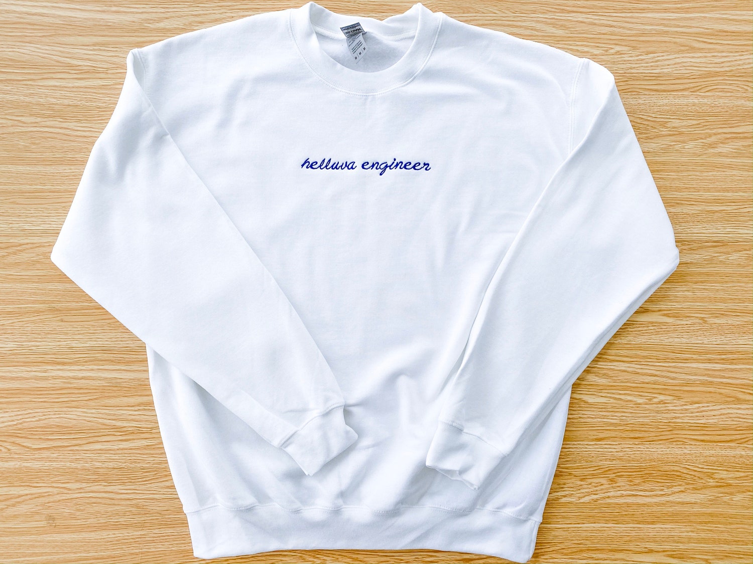 Personalized Embroidered Sweatshirt for Mom Dad Friends Matching Crewneck Christmas Gift image 1