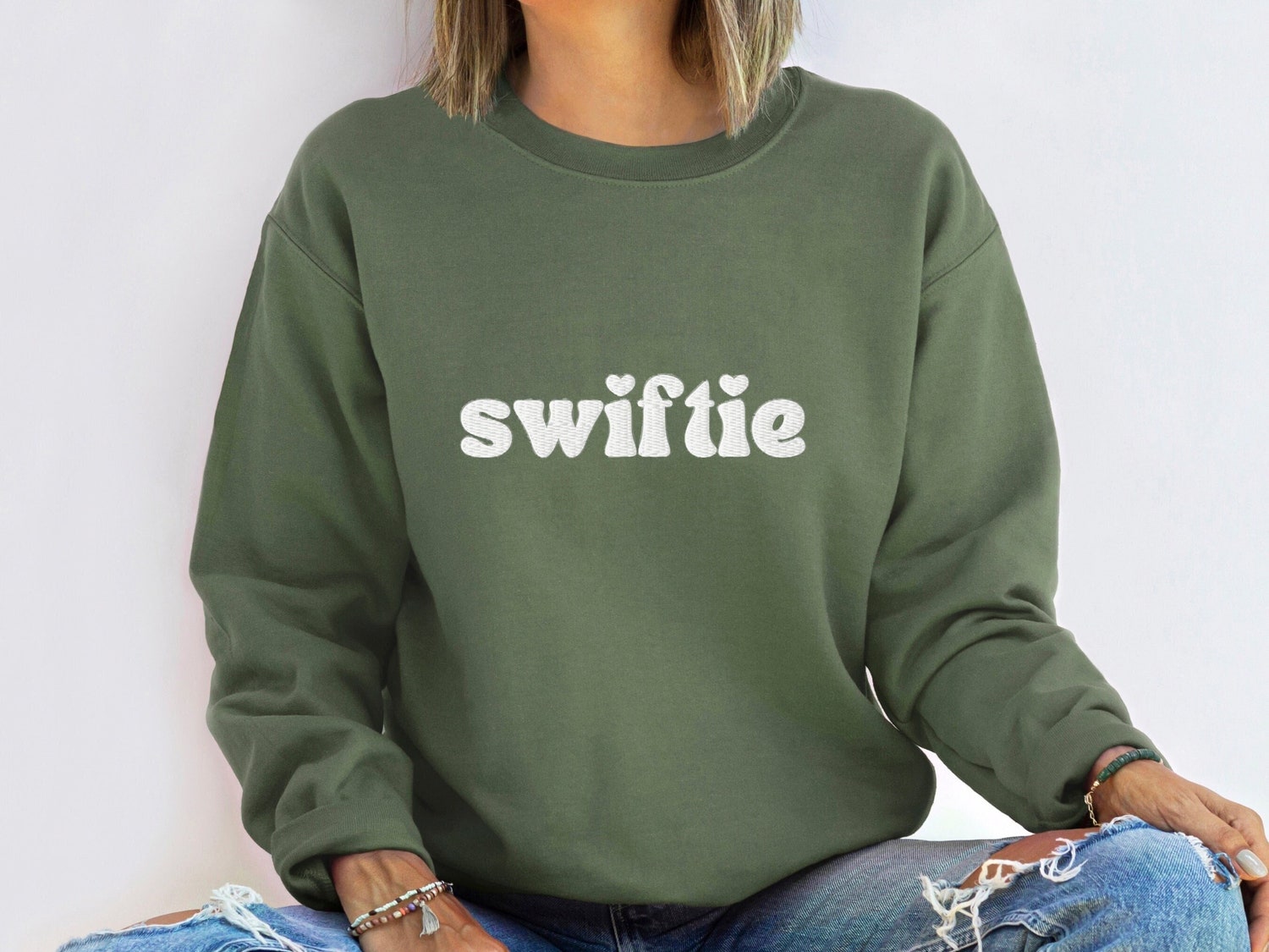 Embroidered Singer Sweatshirt Cute Concert Sweater Midnights Merch Valentines Day Gift image 2