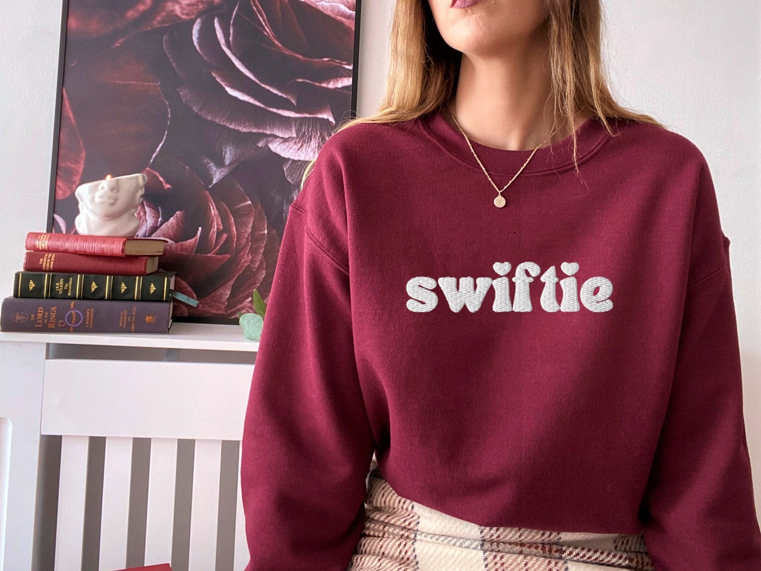 Embroidered Singer Sweatshirt Cute Concert Sweater Midnights Merch Valentines Day Gift image 5