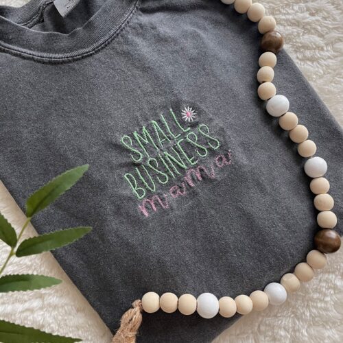 Small Business Mama Embroidered T-Shirt Comfy Trendy Women Mama Shirt Gifts for Her image 0