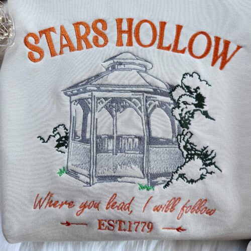 Stars Hollow Pavilion Embroidered Sweatshirt Hoodie Connecticut Star Hollow Crew Neck T-shirt image 0