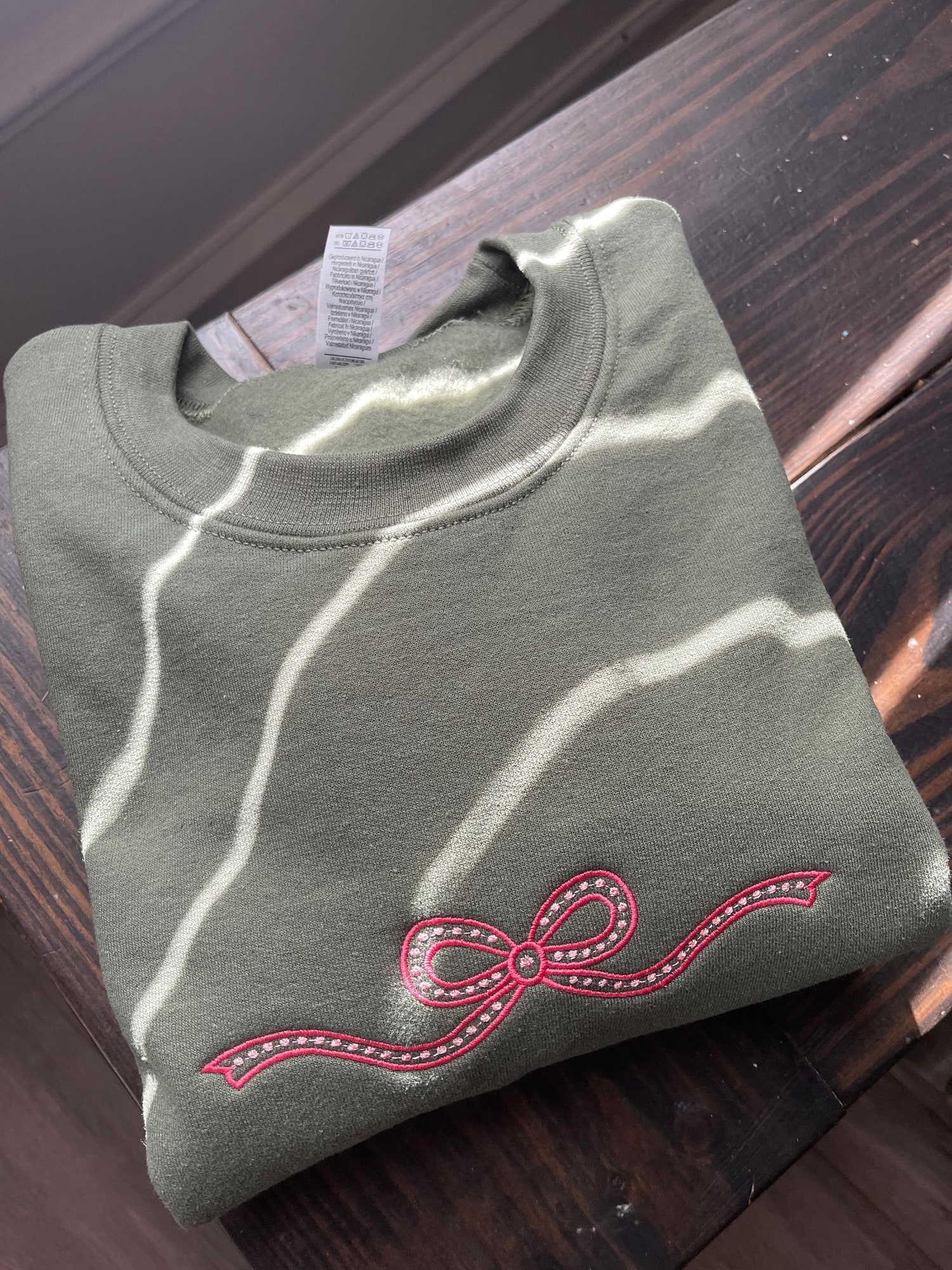 Soft Girl Embroidered Sweatshirt Coquette Bow Crewneck Cute Preppy Valentine Day Gift image 1