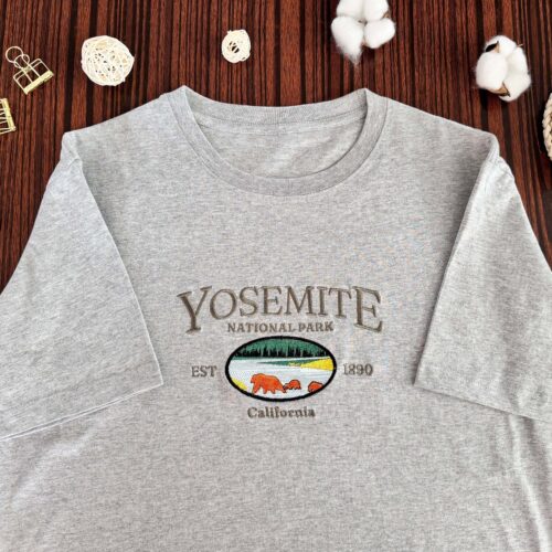 Yosemite National Park Embroidered T-shirt Unisex National Park Shirt Crew Neck Sweatshirt image 0