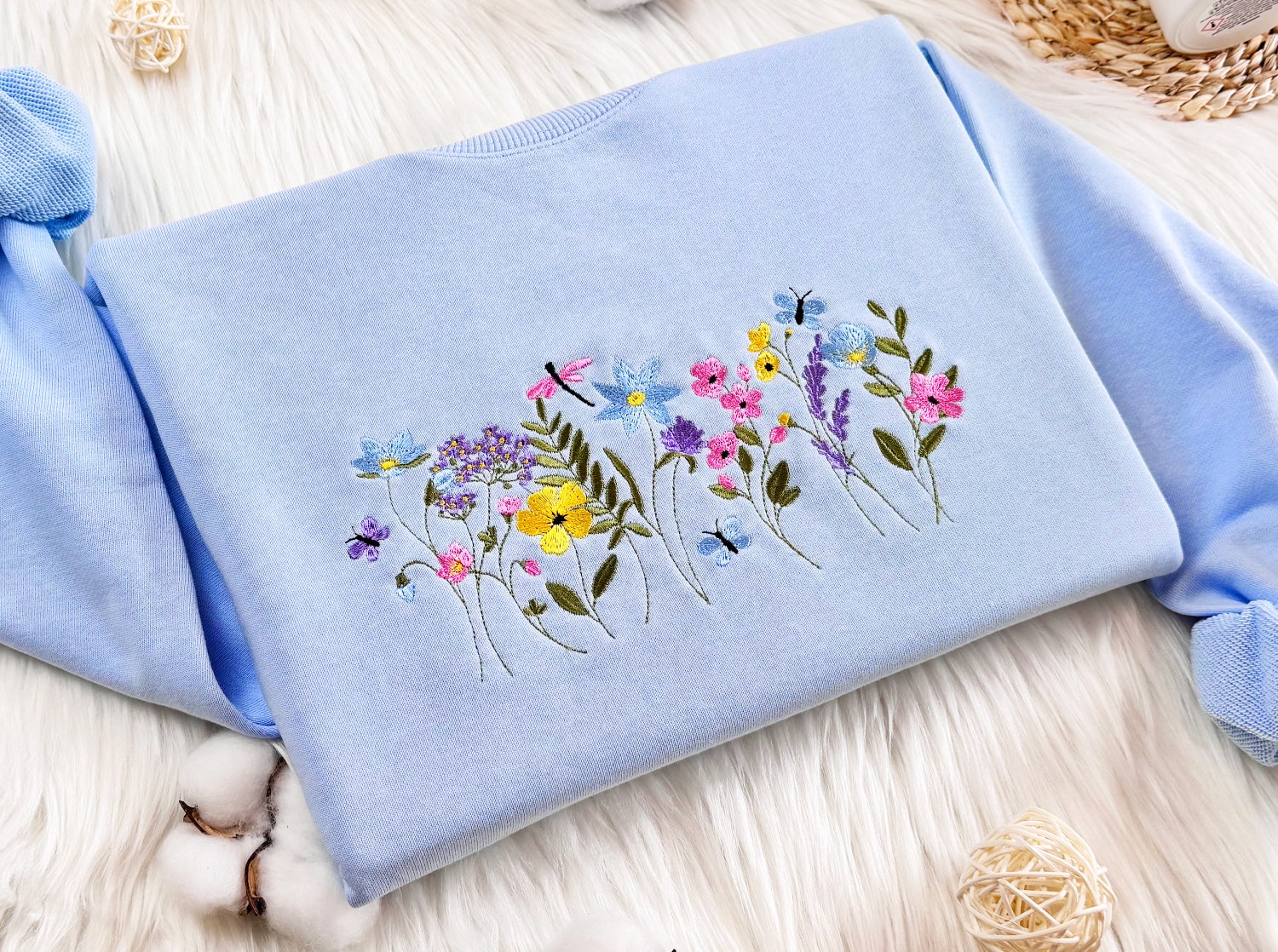 Cottagecore Wildflower Embroidered Sweatshirt Butterfly Hoodie Dragonfly T-shirt Botany Crew Neck image 1