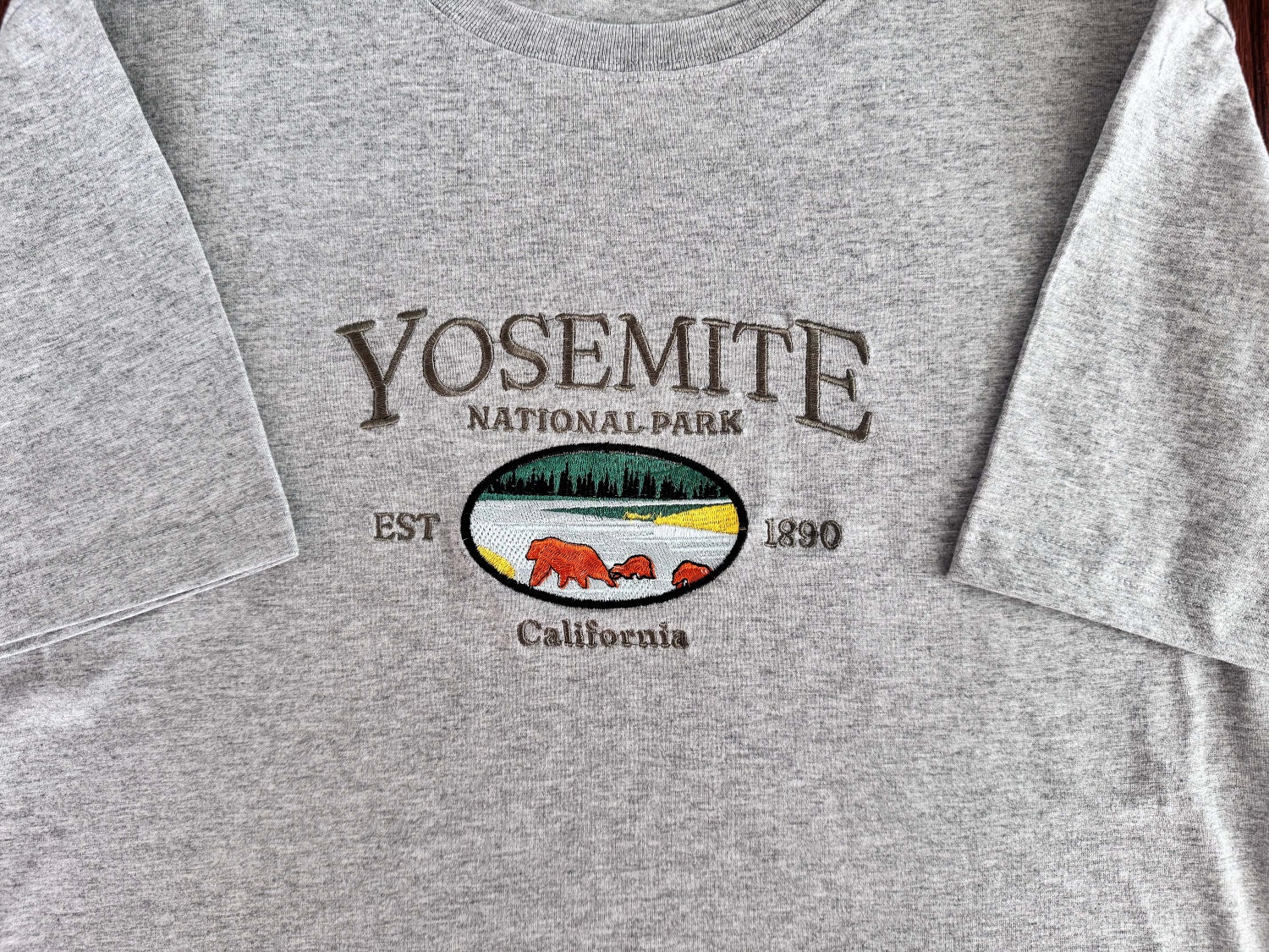 Yosemite National Park Embroidered T-shirt Unisex National Park Shirt Crew Neck Sweatshirt image 1