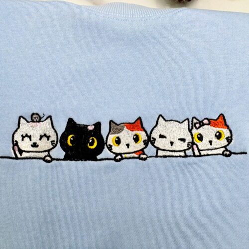 Cat Family Embroidered Sweatshirt Hoodie Cute Cat Lover T-shirt Crew Neck image 1