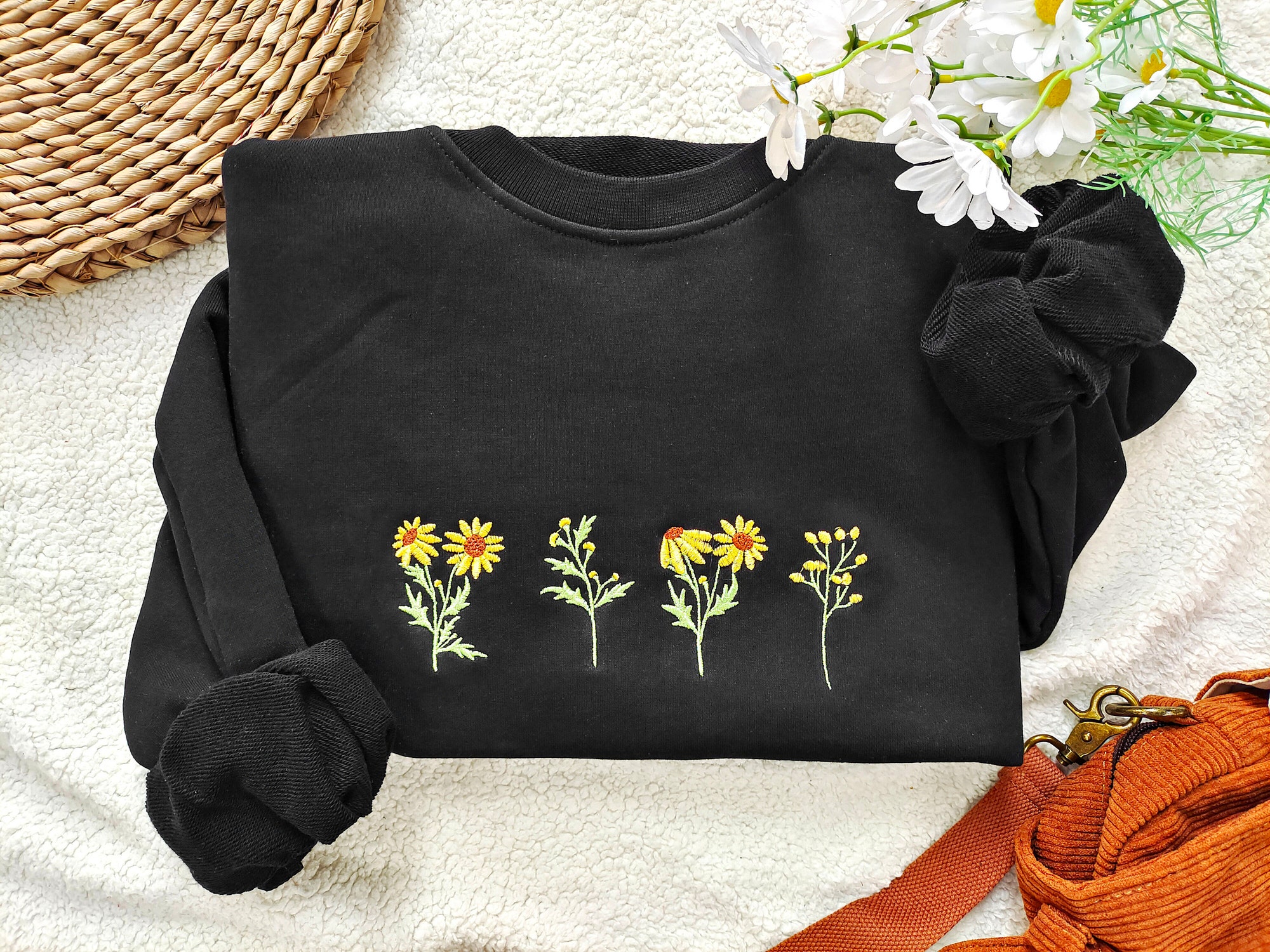 Round Neck Vintage Sunflower Embroidered Sweatshirt - Black Women's Trend Anniversary Gift image 2