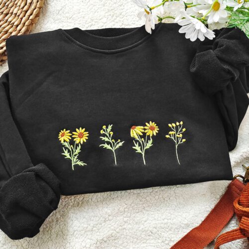 Round Neck Vintage Sunflower Embroidered Sweatshirt - Black Women's Trend Anniversary Gift image 0