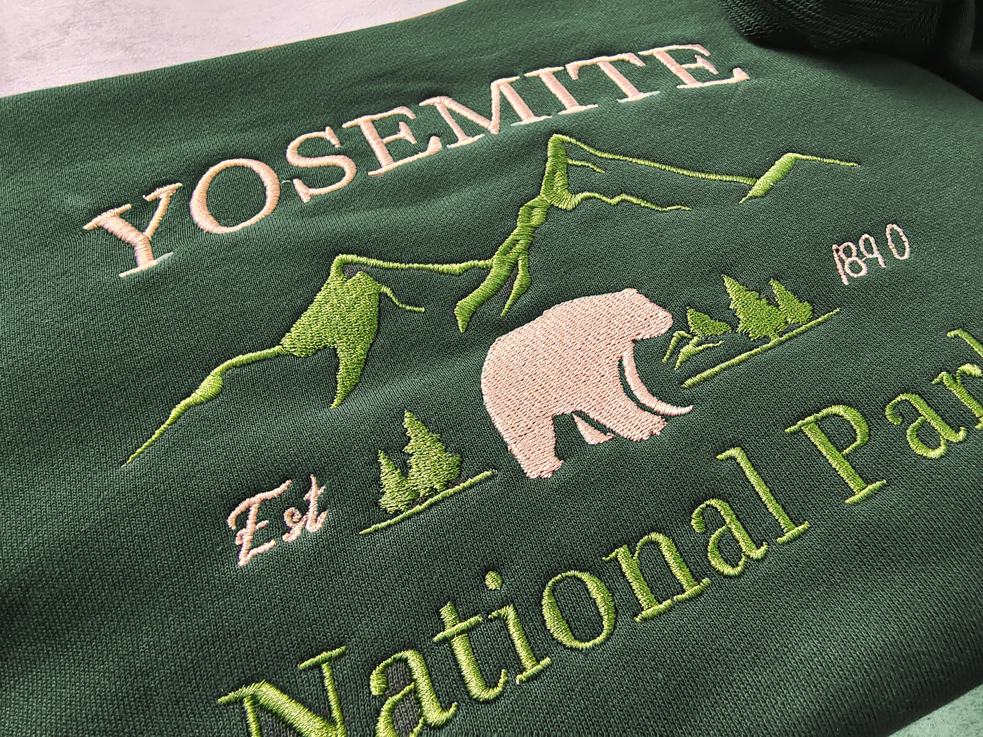 Yosemite National Park Embroidered Sweatshirt - Vintage Yosemite Crewneck National Park Gifts for Her image 2