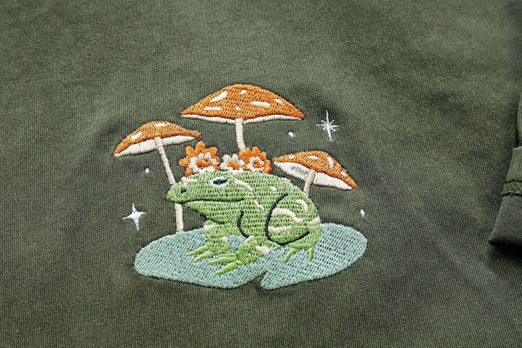 Frog and Mushroom Embroidered T-Shirt - Personalized Vintage Unisex Shirt Oversized Tees Gifts for Her/Him Nature Lover's Gift image 2