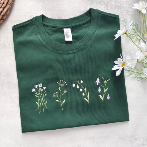 Lovely Wildflowers Embroidered T-Shirt - Dark Green Daisy Shirt Floral Embroidery Tees Gifts for Her/Him Gifts for Mum image 0