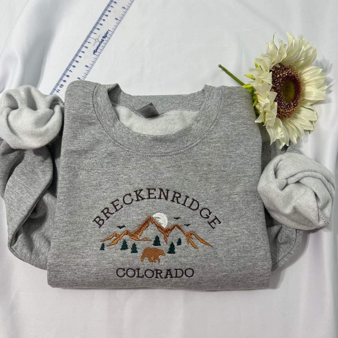 Breckenridge Colorado Mountains Embroidered Sweatshirt Crewneck Christmas Gift image 4