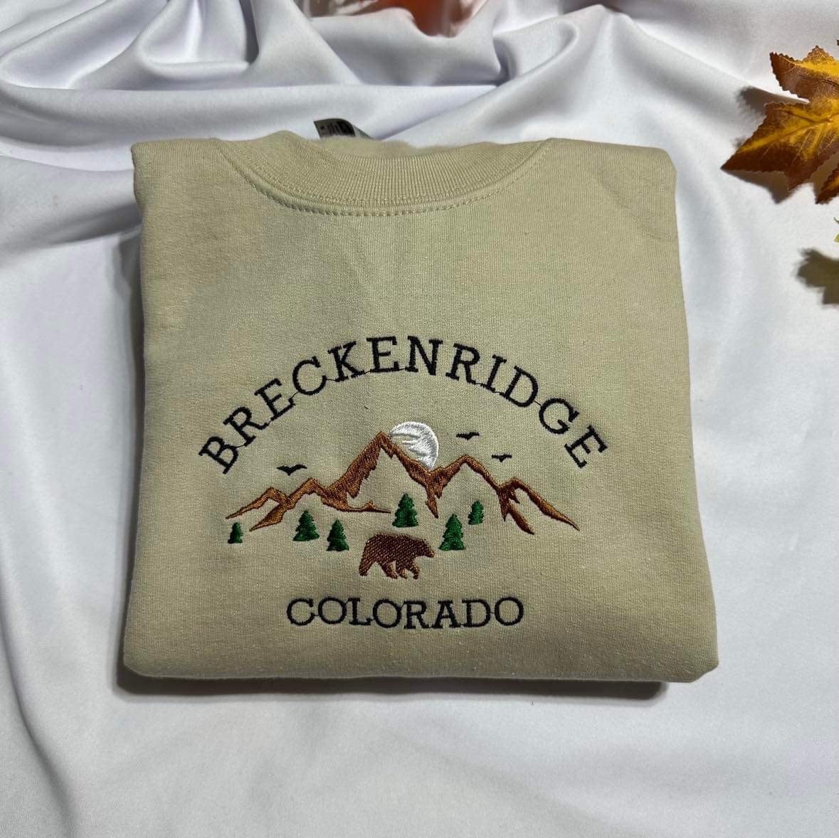 Breckenridge Colorado Mountains Embroidered Sweatshirt Crewneck Christmas Gift image 1