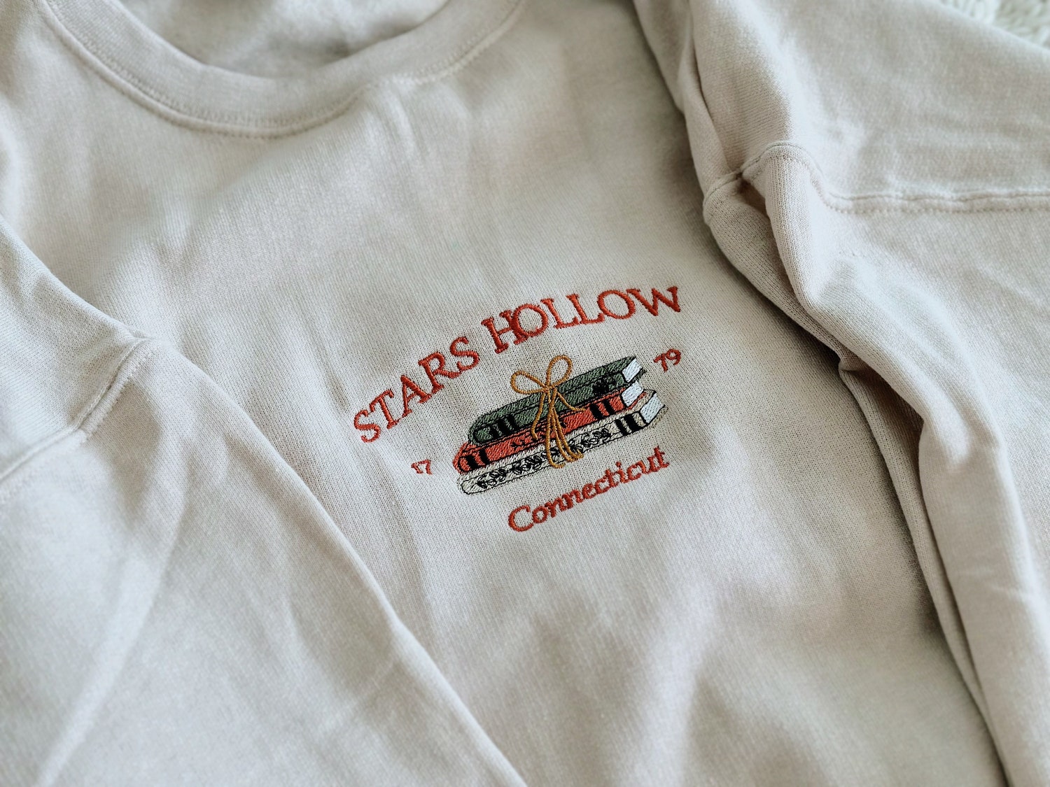 Stars Hollow Connecticut Embroidered Sweatshirt Cozy Book Lover Hoodie Stars Hollow T-shirt image 2