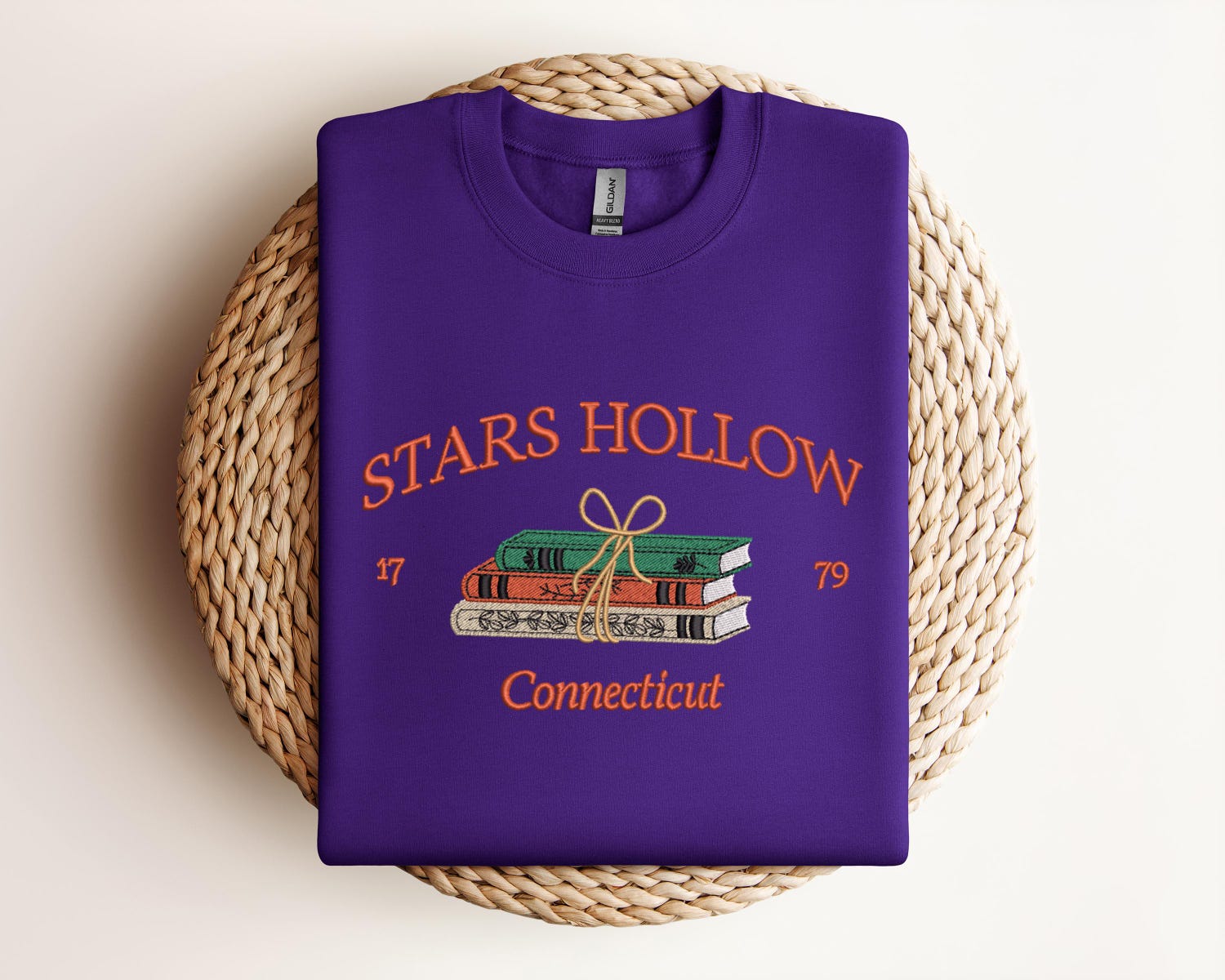 Stars Hollow Connecticut Embroidered Sweatshirt Cozy Connecticut Book Hoodie Crew Neck T-shirt image 5