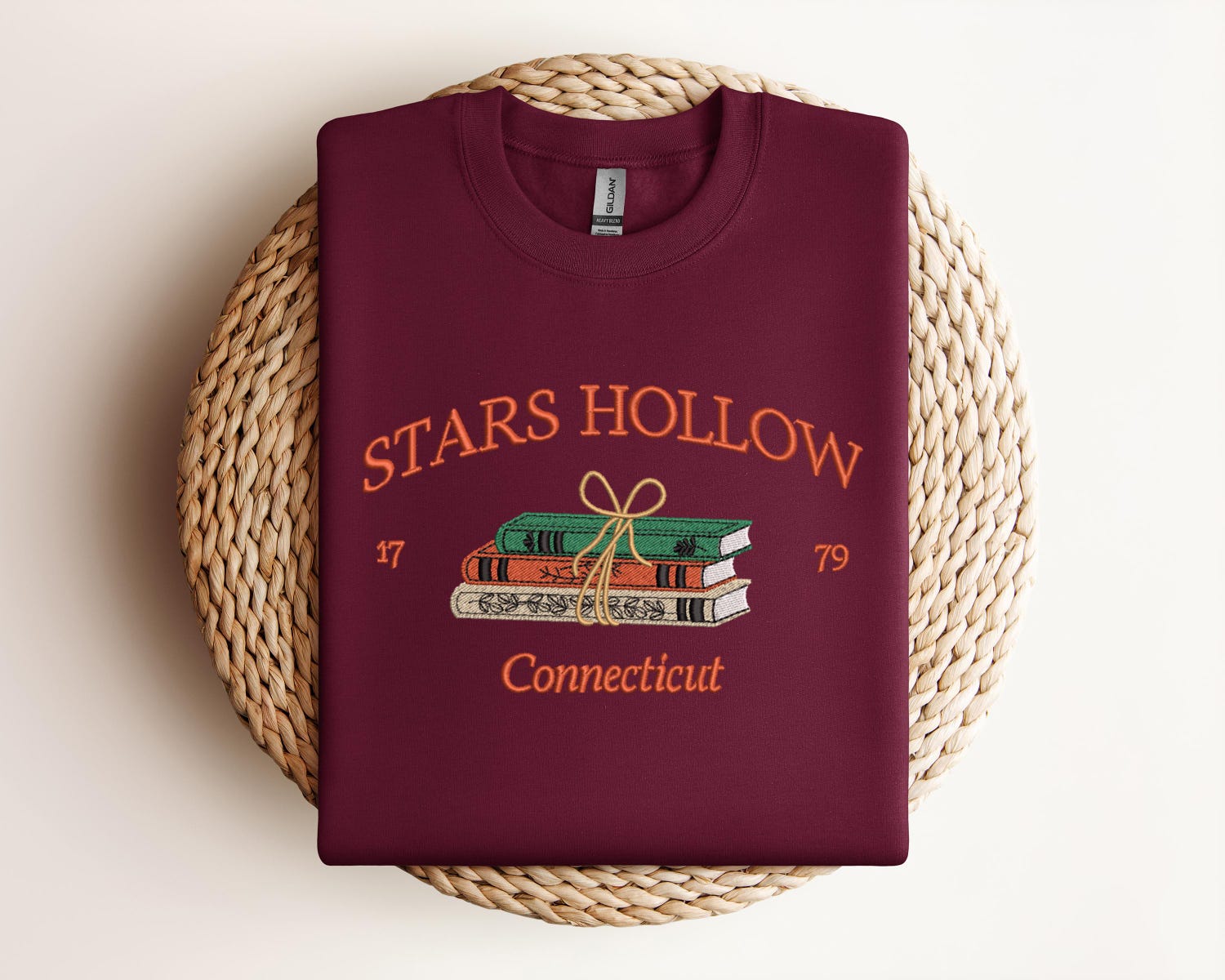 Stars Hollow Connecticut Embroidered Sweatshirt Cozy Connecticut Book Hoodie Crew Neck T-shirt image 3