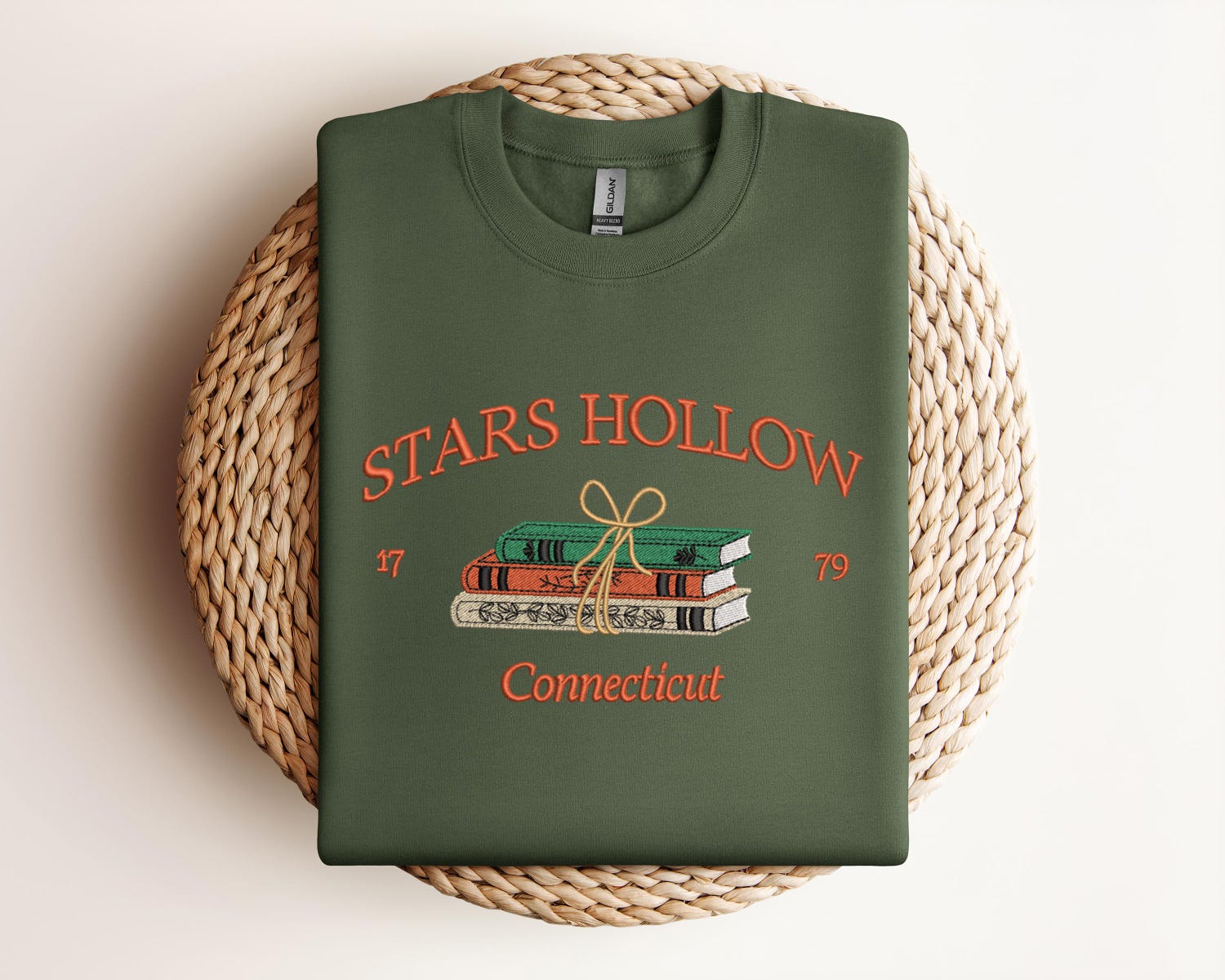 Stars Hollow Connecticut Embroidered Sweatshirt Cozy Connecticut Book Hoodie Crew Neck T-shirt image 2