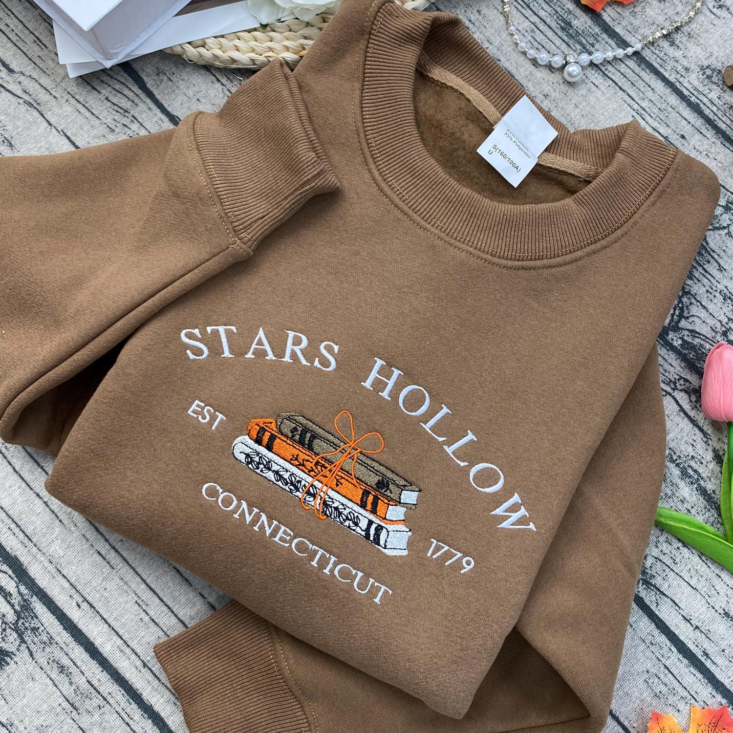 Stars Hollow Connecticut Embroidered Sweatshirt Vintage Retro Crewneck Book Lover Gift image 3