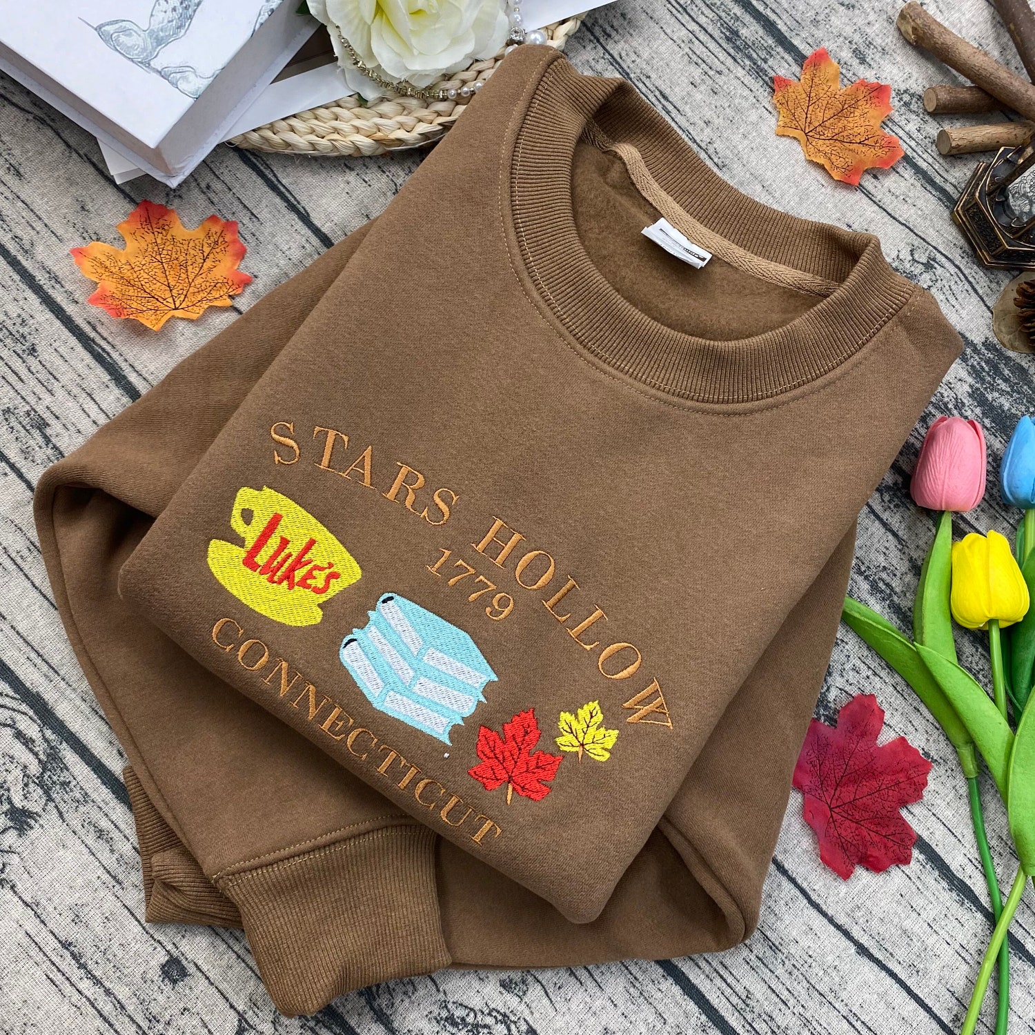 Stars Hollow Connecticut Vintage Embroidered Sweatshirt Retro Crewneck Gilmore Girls Inspired Apparel image 3