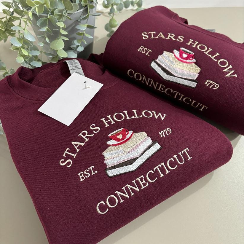 Stars Hollow 1779 Connecticut Embroidery Sweatshirt Fall Autumn Cozy Apparel image 2